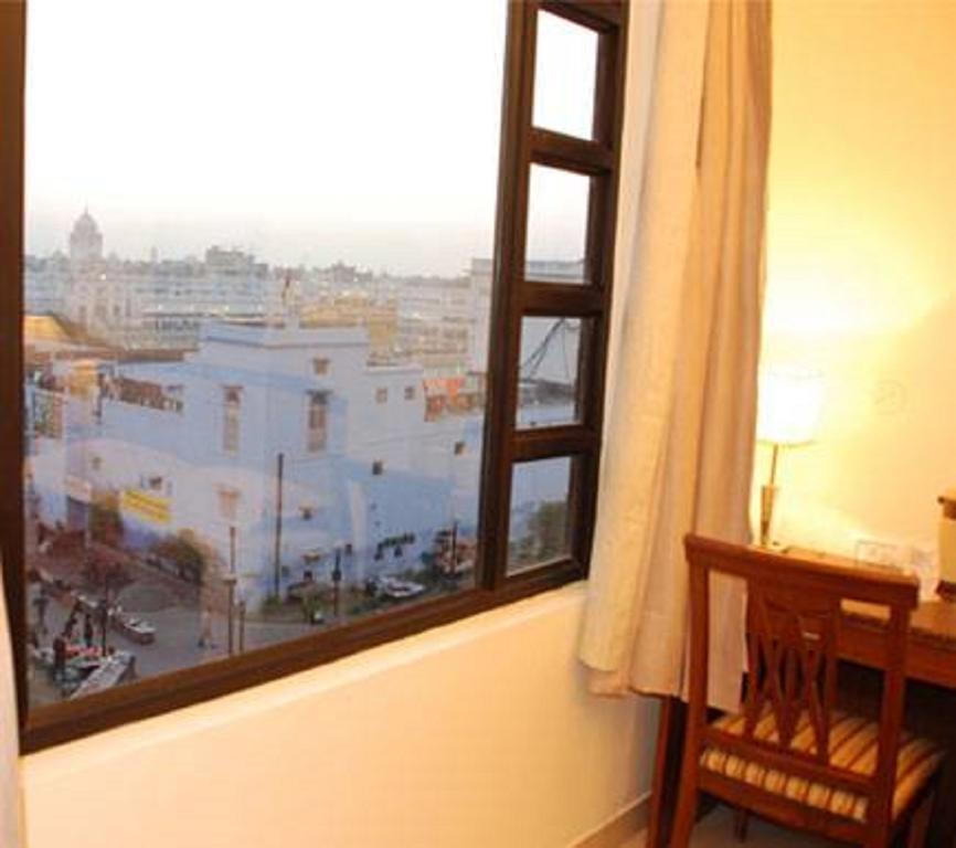 Hotel Indus Amritsar Buitenkant foto