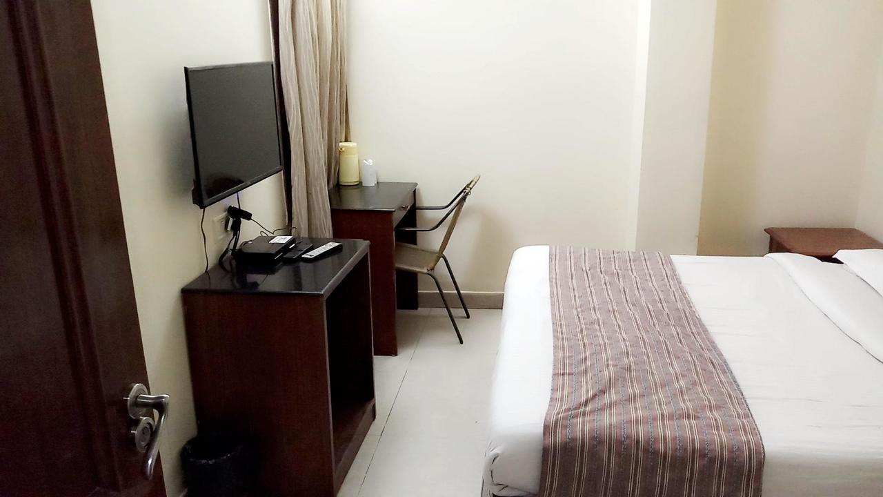 Hotel Indus Amritsar Buitenkant foto